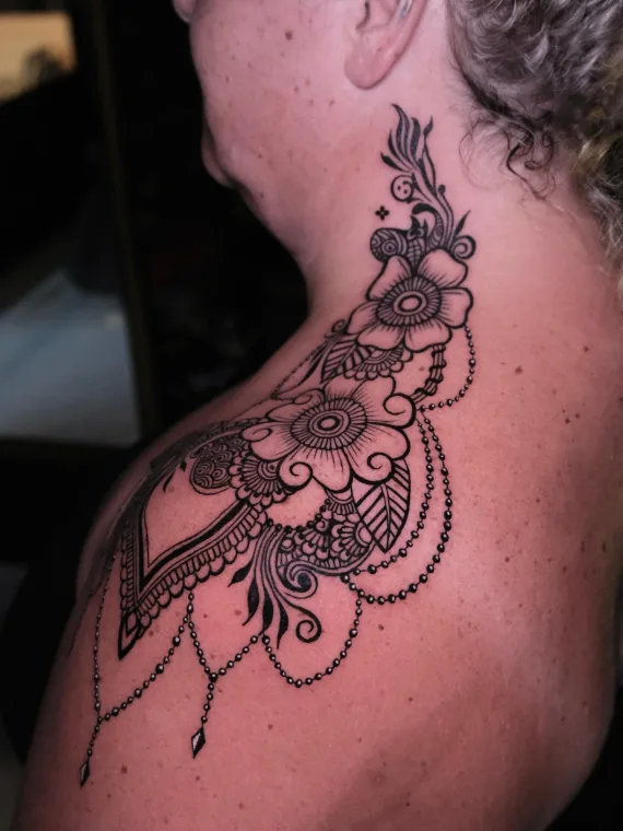BLACK DAGGER TATTOO Maori - Tribal - Ornamental 05